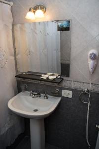 Marcopolo Suites Calafate tesisinde bir banyo