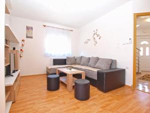 Posedenie v ubytovaní Apartments Mala Vala 1332