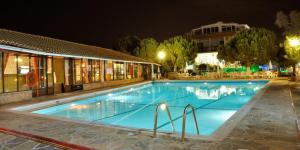 Bassein majutusasutuses Valais Hotel või selle lähedal
