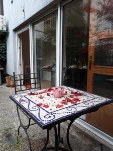 Patio alebo iná vonkajšia časť ubytovania Peace & Love