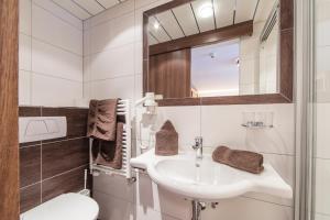 A bathroom at Vizensn Living