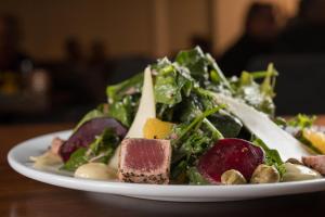 Jídlo v hotelu nebo okolí