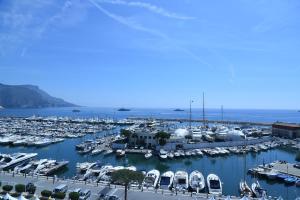 Gallery image of Hôtel Frisia, Beaulieu-sur-Mer in Beaulieu-sur-Mer