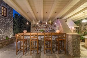 Galeriebild der Unterkunft Mare Monte Luxury Suites in Spetses