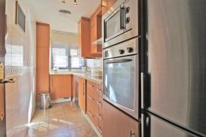 Kuchnia lub aneks kuchenny w obiekcie Del Parque Flats - Cervantes