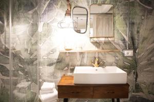 Et badeværelse på Hotel Cervetta 5