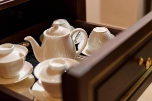 Comodidades para preparar café e chá em Dai-ichi Hotel Tokyo