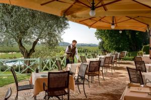 A garden outside Villa Cordevigo