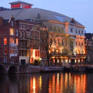 Gallery image of Tiny Houseboat B&B on the Amstel River in Amsterdam