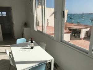A general sea view or a sea view taken from Az apartmant