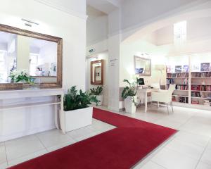 Thư viện trong khách sạn