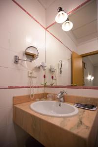Koupelna v ubytování Hostal Paris
