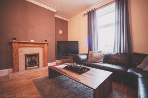 O zonă de relaxare la Stylish and Spacious two bed in Aberdeen's West End