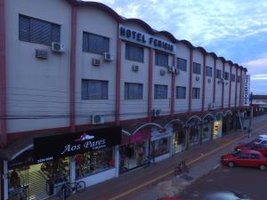 Budova, kde se hotel nachází + 20 fotografií