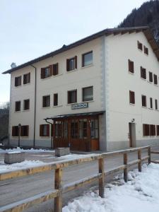 Casa Alpina Sacro Cuore ziemā