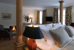 TV a/nebo společenská místnost v ubytování Brauereigasthof-Hotel Aying
