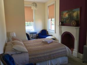Cama o camas de una habitación en Hamlyn House Bed and Breakfast