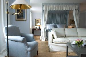 Posezení v ubytování Brauereigasthof-Hotel Aying