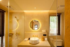 Gallery image of Leaf One Mogan in Deqing +42 photos