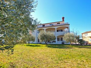 Zahrada ubytování Apartments Blazenka 1270