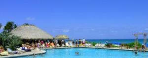Bazén v ubytování Ocean Manor Beach Resort nebo v jeho okolí