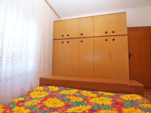 Postel nebo postele na pokoji v ubytování Apartments Blazenka 1270