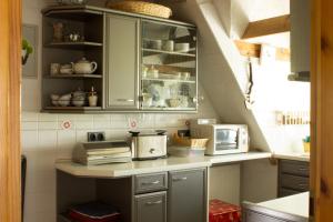 Kuchyň nebo kuchyňský kout v ubytování Ferienwohnung I "Westermühle"