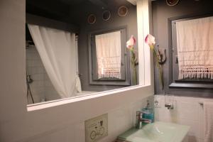 Kúpeľňa v ubytovaní Casa Rosa Garden House + 18 fotografií