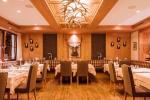 Ресторан / где поесть в Hotel Tirolerhof 4 Sterne Superior