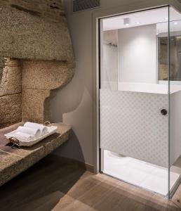 Koupelna v ubytování Hotel Atalaia