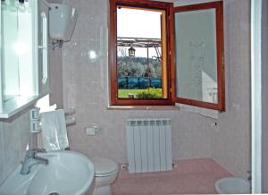 Koupelna v ubytování Casale il Colle Deruta