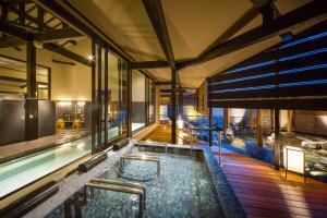 Bazén v ubytování Hirugami Grand Hotel Tenshin nebo v jeho okolí