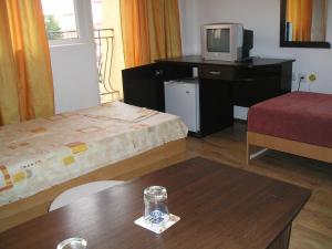 Gallery image of Family Hotel Germana Beach in Ravda