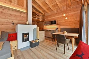 Kuchyň nebo kuchyňský kout v ubytování Chalet Leitner