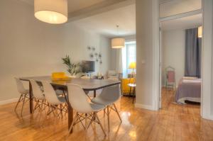 Gallery image of Angel's Duplex Terrace Five Bedrooms in Lisbon