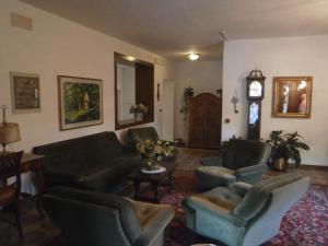 Posezení v ubytování Hotel Due Pini
