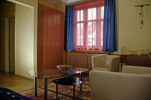 ショプロンにあるVilla Sakura Panzióのギャラリーの写真