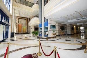 Vstupní hala nebo recepce v ubytování Al Waleed Tower Hotel + 37 fotografií