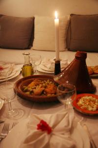 Cibo presso il riad o nelle vicinanze