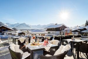 Restoran ili drugo mesto za obedovanje u objektu "Haus Berktold" - Annehmlichkeiten von 4-Sterne Familien-und Wellnesshotel Viktoria können mitbenutzt werden