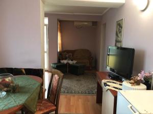 Afbeelding uit fotogalerij van Hotel Triumph in Nova Zagora