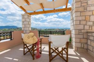 Balkón nebo terasa v ubytování Villas Roumeli