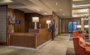 TV tai viihdekeskus majoituspaikassa The Killeshin Hotel Portlaoise