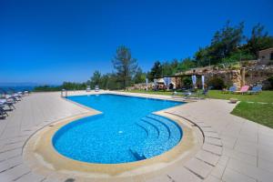 The swimming pool at or close to Golden Key Villas