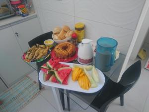 Comida no hostel ou em algum lugar perto