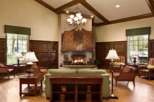 Country Inn & Suites by Radisson, Chanhassen, MN