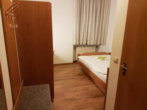 Ein Bett oder Betten in einem Zimmer der Unterkunft Hotel Lamm