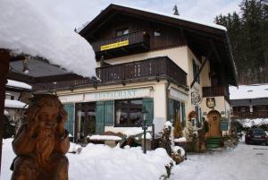 Gasthaus am Zierwald v zimě + 17 fotografií