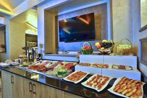 Comida no hotel ou em algum lugar perto