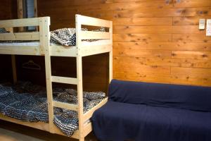 Двуетажно легло или двуетажни легла в стая в Tsukiji Hostel Wakayama 3
